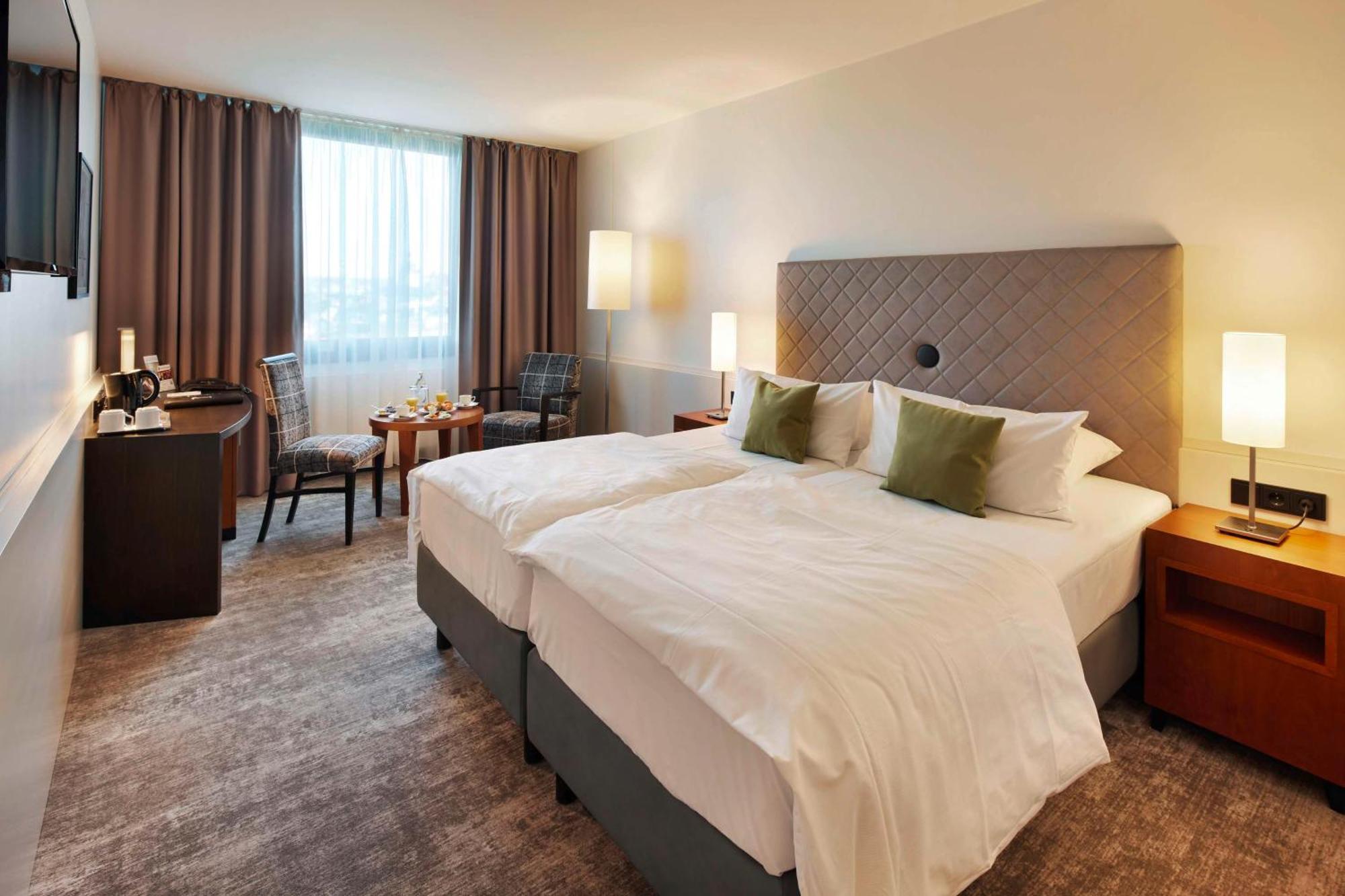 Best Western Plus Arosa Hotel Paderborn Bagian luar foto