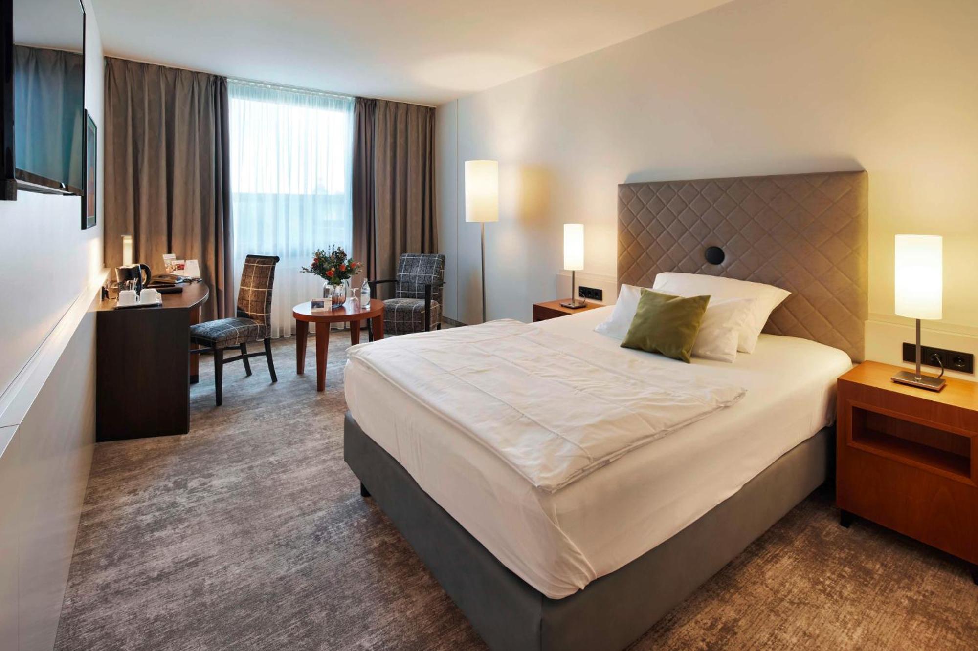 Best Western Plus Arosa Hotel Paderborn Bagian luar foto
